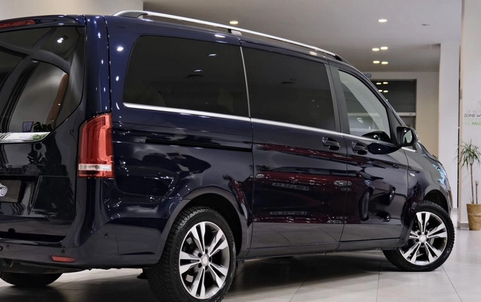 Mercedes-Benz Klasa V cena 190000 przebieg: 228000, rok produkcji 2017 z Giżycko małe 781